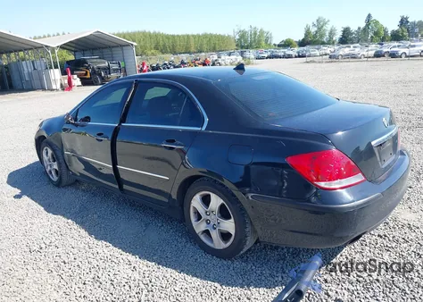 2005 Acura Rl 3.5 from USA, damaged, VIN JH4KB165X5C021471